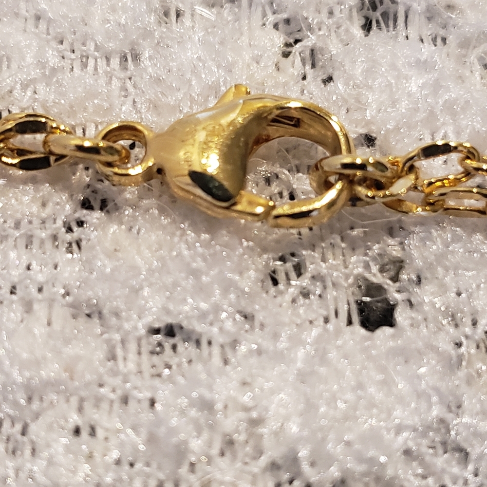 Medallion gold over brass necklace - Picture 8 of 10